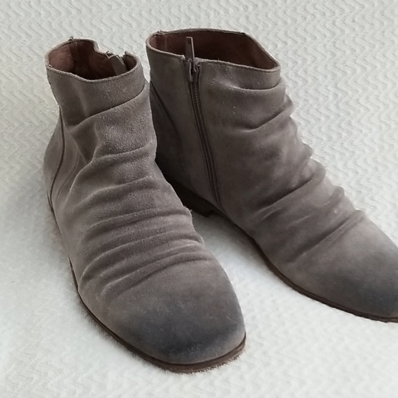 Jeffrey Campbell Speir Ankle Suede Booties - Picture 4 of 10